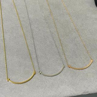 Diamond free smiley face necklace