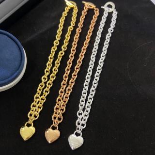3D heart-shaped large necklace