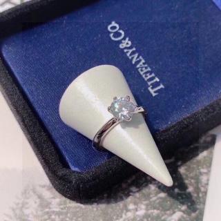 Six Claw One Carat Diamond Ring