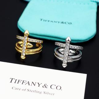 Trident ring