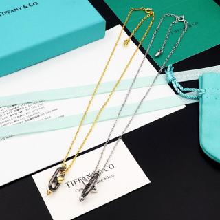 Trident necklace