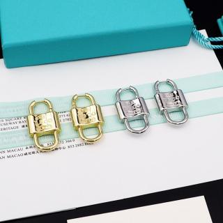 lock earring
