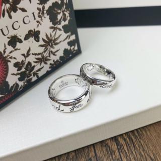 Couple rings  8usd 