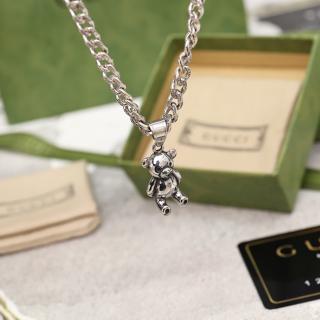 Bear Necklace 60 cm 25usd 