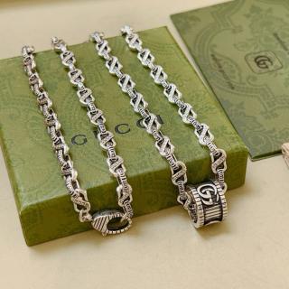 vintage necklace 23usd