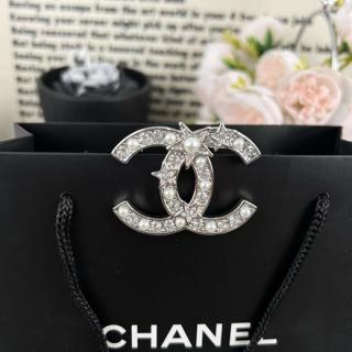 Silver Full Diamond Double C Star Pearl Classic Brooch   16usd   