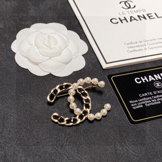 Double C color blocked brooch  9usd